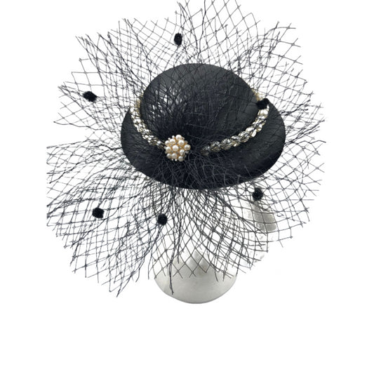 Mesh Fascinator Hat – Vintage Chiffon Veil Mini Hat with Pearls and Rhinestones for Women, Ideal for Melbourne Cup, Weddings, and Formal Events